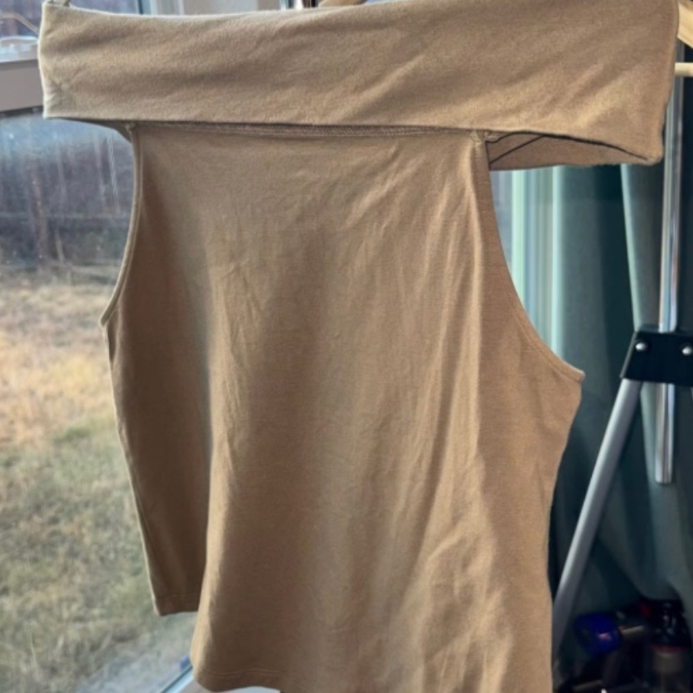 Aerie Elegant Tan Off-Shoulder Women's Top